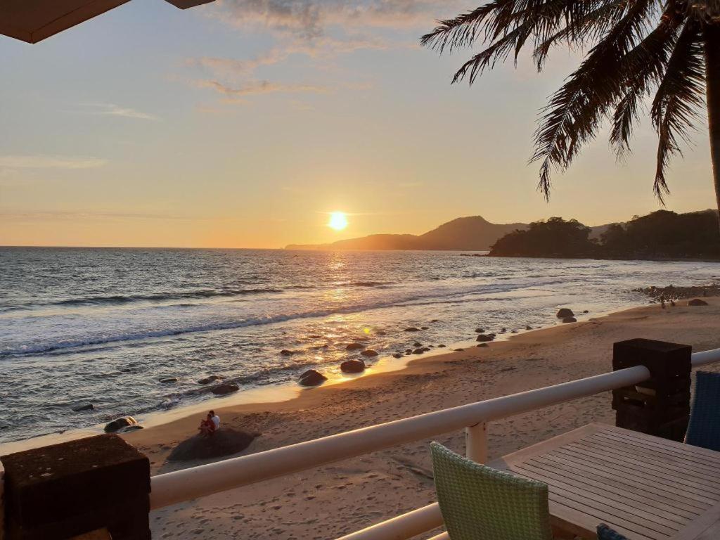 77 Sunset Plaza Otel Cisolok Dış mekan fotoğraf